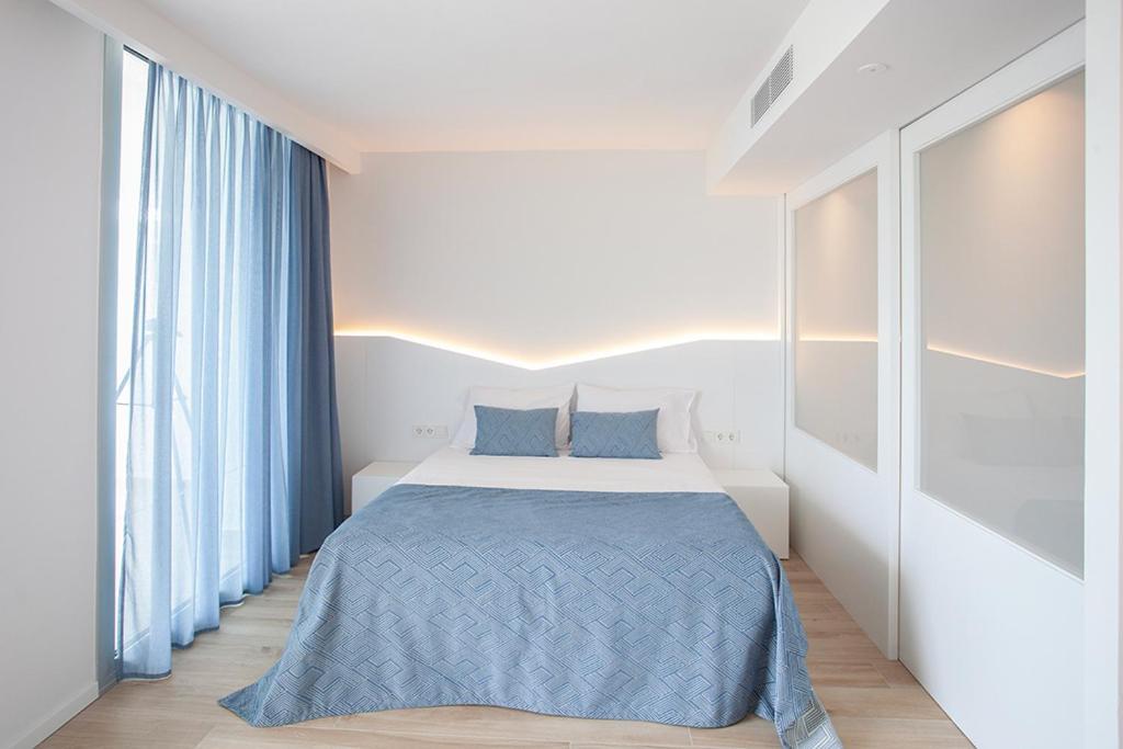 Hotel Montemar Maritim Санта Сузана Екстериор снимка